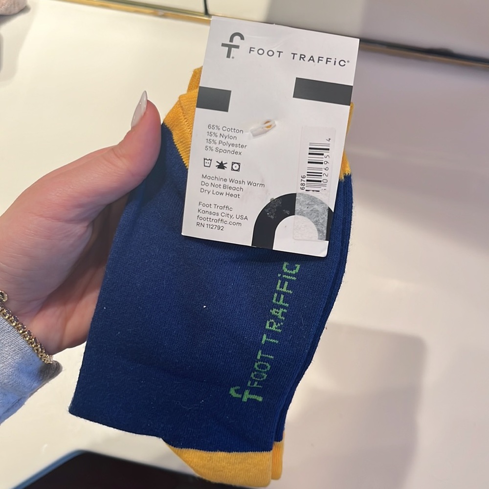 Foot traffic socks - Picture 2 of 2